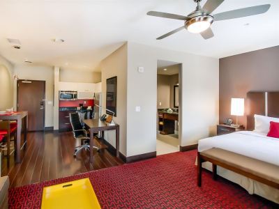 Homewood Suites- Downtown Convention Center 3*